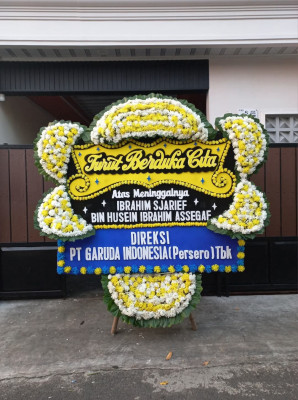 Papan Bunga Duka di Kelayan Luar